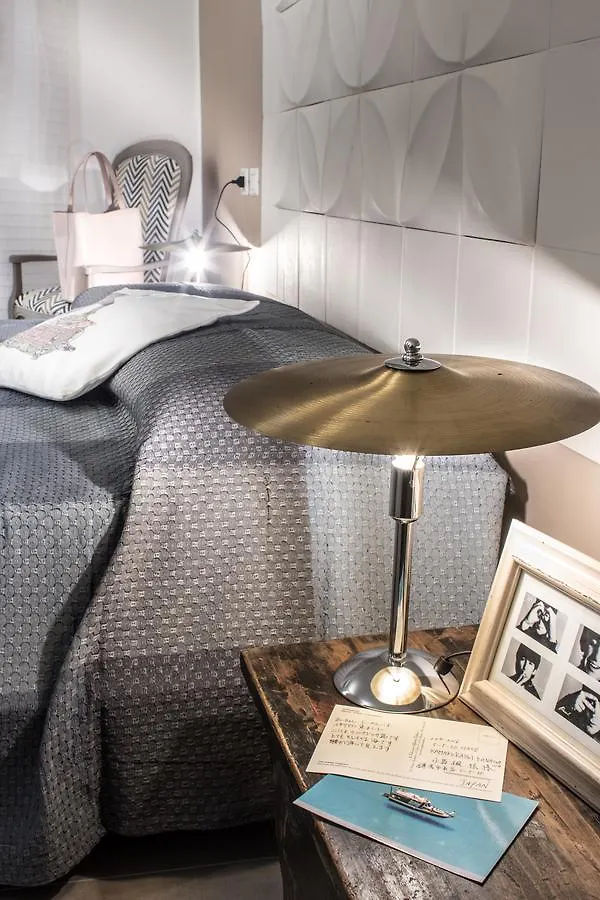 Ad Hoc Rooms Palermo Bed & Breakfast